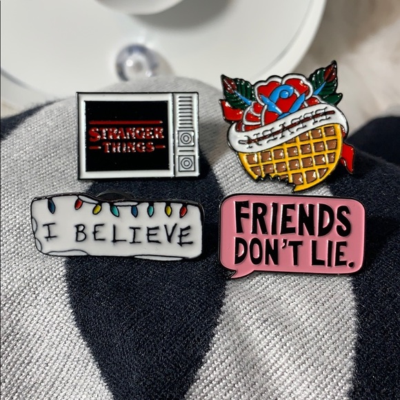 Stranger Things series 4 piece stick pins logo New - Picture 2 of 4